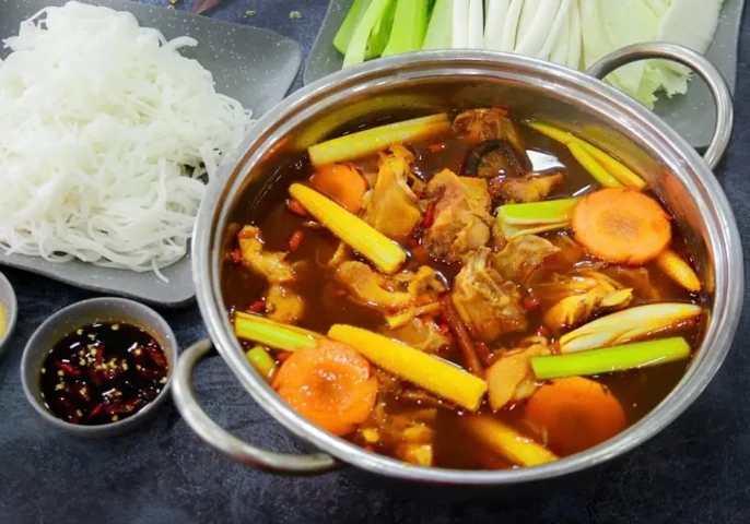 cách nấu lẩu gà ngon