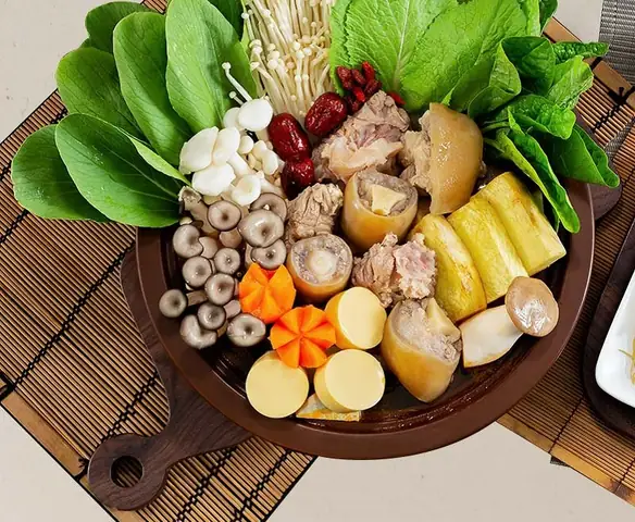 Cách Nấu Lẩu Gà Ngon Tuyệt: Từ Cơ Bản Đến Nâng Cao Cách Nấu Lẩu Gà Ngon Tuyệt: Từ Cơ Bản Đến Nâng Cao