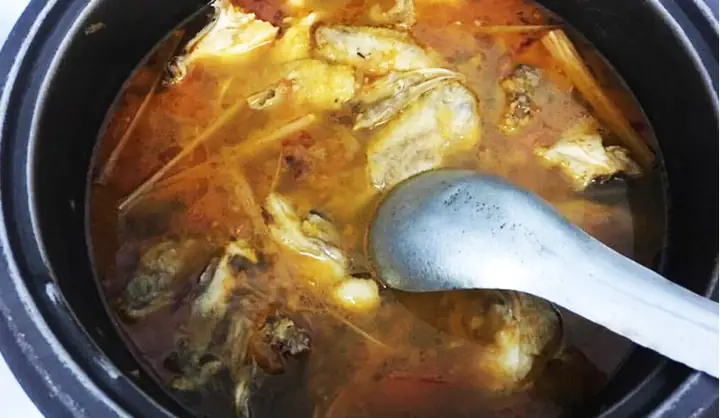 Hướng Dẫn Cách Nấu Lẩu Gà Thái Chua Cay Chuẩn Vị Tại Nhà