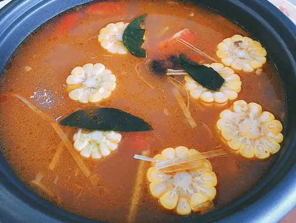 Cách Nấu Lẩu Gà Thịt Bò Thơm Ngon Chuẩn Vị Tại Nhà