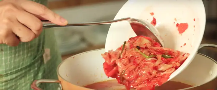 Hướng Dẫn Cách Nấu Lẩu Ghẹ Măng Chua Thơm Ngon Hấp Dẫn