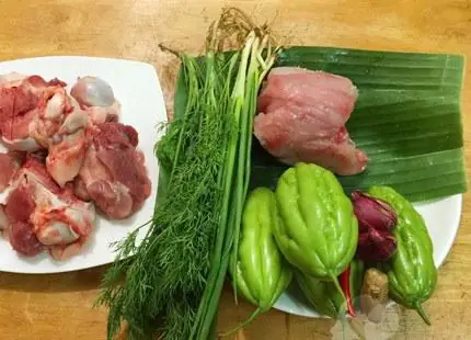 Nguyên liệu làm món lẩu khổ qua gà Nguyên liệu làm món lẩu khổ qua gà