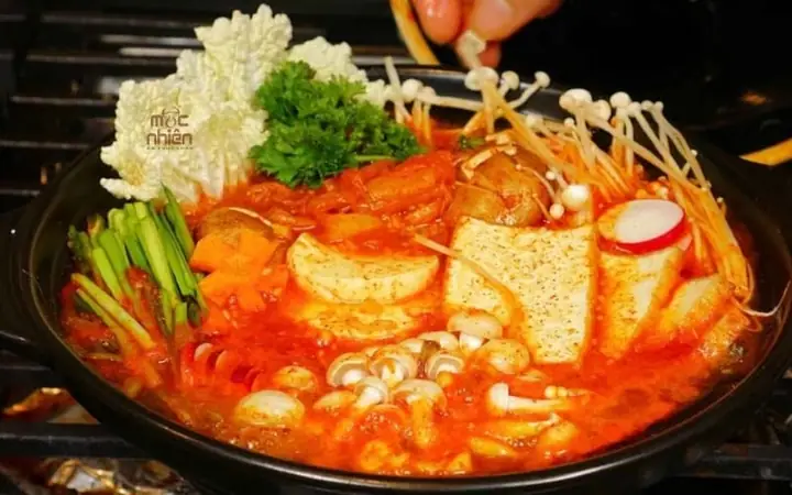 Cách Nấu Lẩu Kim Chi Chay Thơm Ngon, Chuẩn Vị, Dễ Thực Hiện Cách Nấu Lẩu Kim Chi Chay Thơm Ngon, Chuẩn Vị, Dễ Thực Hiện