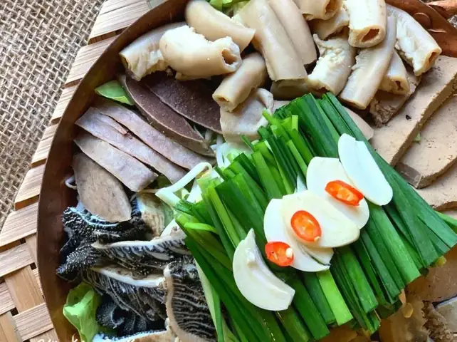 Chi Tiết Cách Nấu Lẩu Lòng Bò Nhật Bản Thơm Ngon