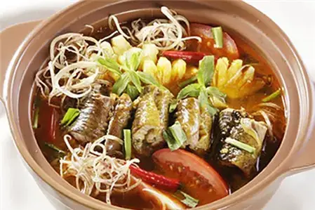 Hướng Dẫn Chi Tiết Cách Nấu Lẩu Lươn Hoa Chuối Ngon Chuẩn Vị