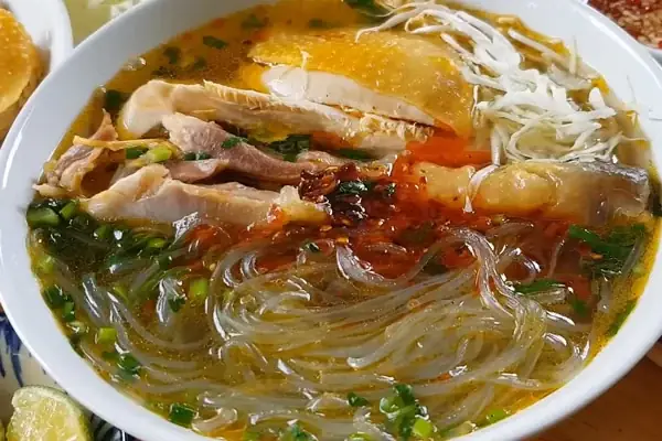 Cách Nấu Lẩu Miến Gà Đậm Đà Thơm Ngon Tại Nhà Cách Nấu Lẩu Miến Gà Đậm Đà Thơm Ngon Tại Nhà