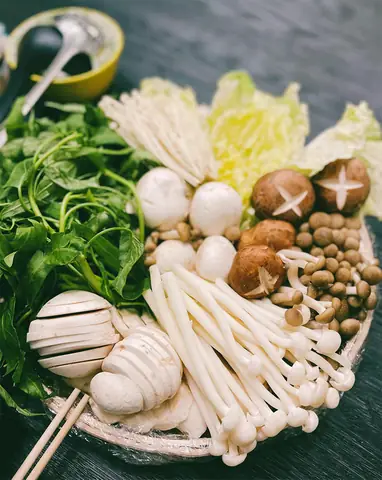 Cách Nấu Lẩu Nấm Bào Ngư Ngon Chuẩn Vị Tại Nhà Cách Nấu Lẩu Nấm Bào Ngư Ngon Chuẩn Vị Tại Nhà