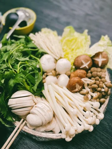 cách nấu lẩu nấm hải sản cách nấu lẩu nấm hải sản