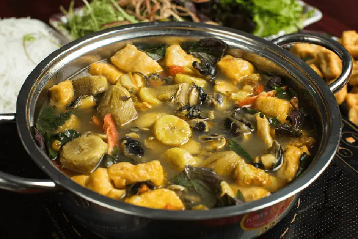 Cách Nấu Lẩu Ốc Bươu Chuẩn Vị Miền Tây Tại Nhà