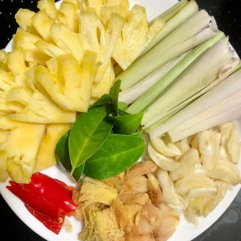 Cách Nấu Lẩu Thái Miền Tây Đậm Đà, Chuẩn Vị Gia Đình Cách Nấu Lẩu Thái Miền Tây Đậm Đà, Chuẩn Vị Gia Đình