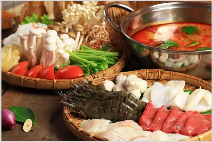 Cách Nấu Lẩu Thập Cẩm Ngon Chuẩn Vị Cho 10 Người Ăn Cách Nấu Lẩu Thập Cẩm Ngon Chuẩn Vị Cho 10 Người Ăn