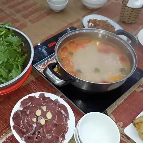 Cách nấu lẩu trâu hầm sả thơm lừng, bổ dưỡng tại gia