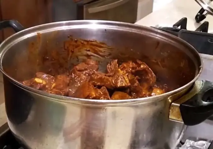 Cách nấu lẩu Trung Quốc: Bí quyết tạo hương vị chuẩn nhà hàng