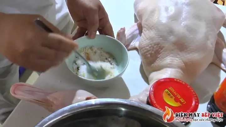 Cách Nấu Lẩu Vịt Quay Thơm Ngon Chuẩn Vị Tại Nhà Cách Nấu Lẩu Vịt Quay Thơm Ngon Chuẩn Vị Tại Nhà