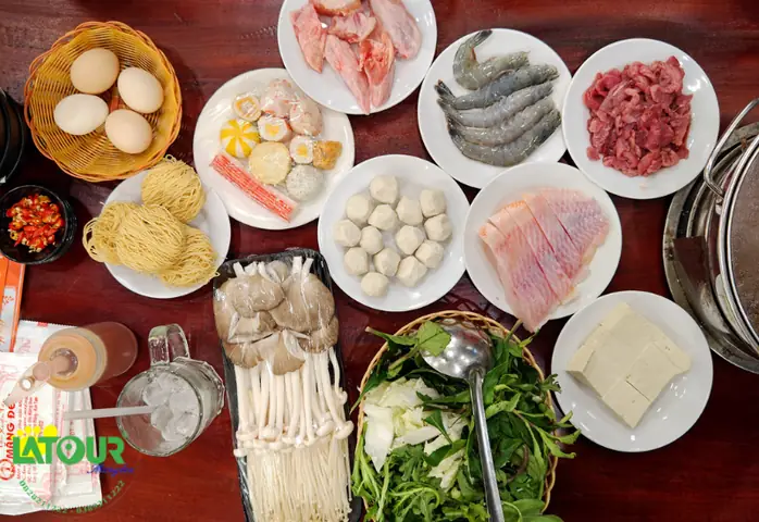 Cách nấu lẩu xuyên tiêu cay nồng chuẩn vị tại nhà