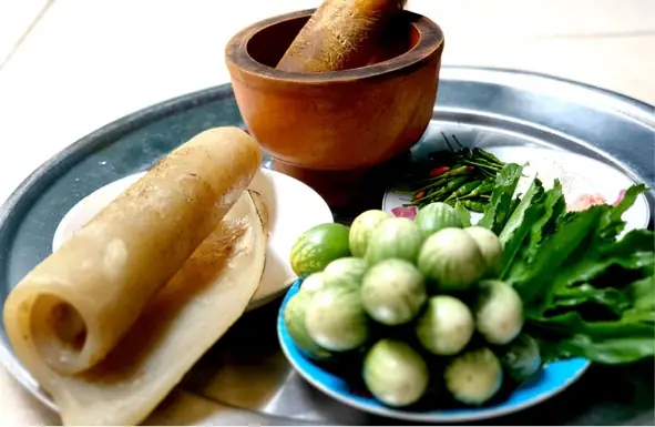 Cách Nấu Lòng Bò Cà Đắng Chuẩn Vị Tây Nguyên Đơn Giản