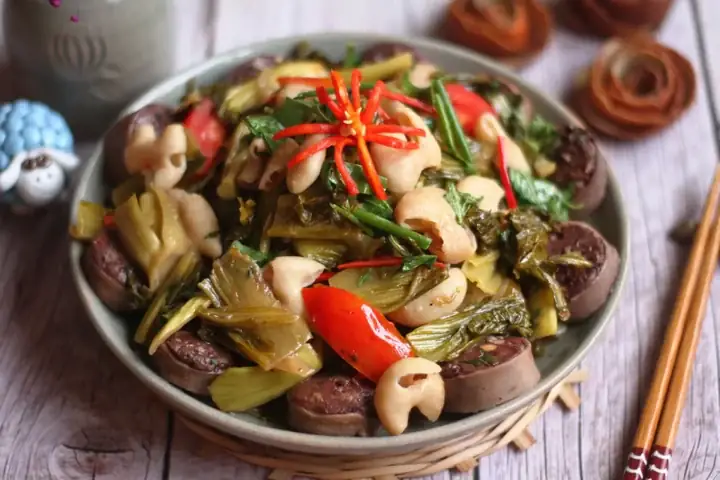 cách nấu lòng xào dưa