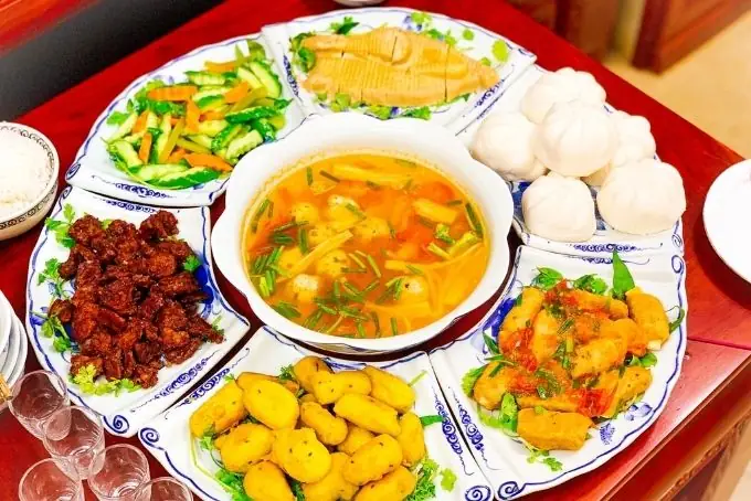 Hướng Dẫn Chi Tiết Cách Nấu Mâm Cỗ Chay Ngon Tại Nhà