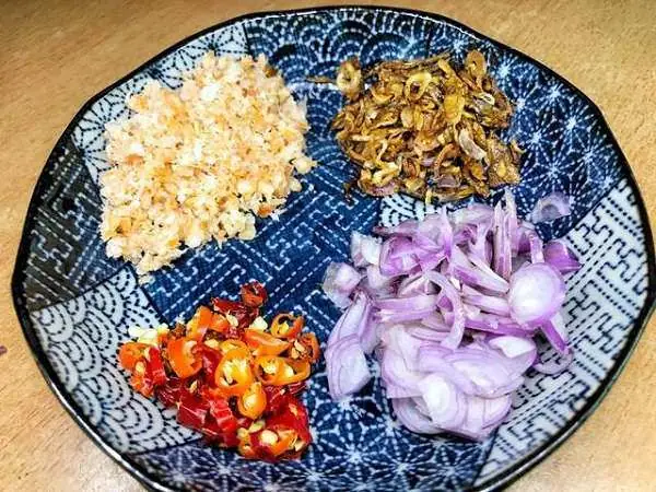 Cách Nấu Mắm Thái Chấm Xoài Ngon Đậm Đà Tại Nhà