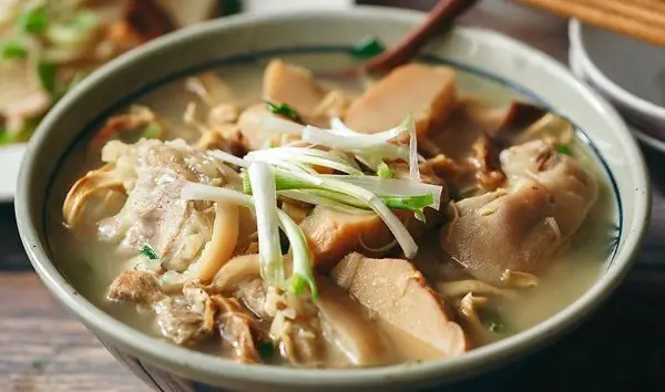 Cách nấu măng khô xương, giò heo