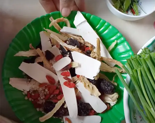 Hướng Dẫn Chi Tiết Cách Nấu Mắt Cá Ngừ Với Thuốc Bắc Thơm Ngon Bổ Dưỡng