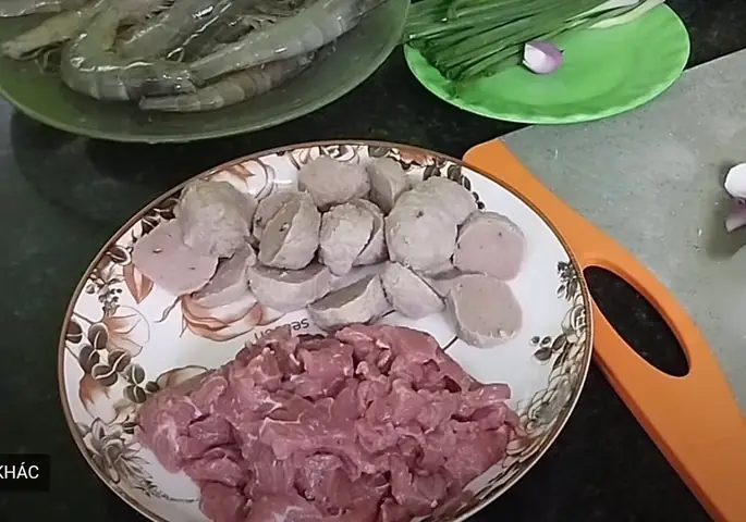 Hướng Dẫn Cách Nấu Mì Gói Bò Viên Ngon Chuẩn Vị Tại Nhà Hướng Dẫn Cách Nấu Mì Gói Bò Viên Ngon Chuẩn Vị Tại Nhà