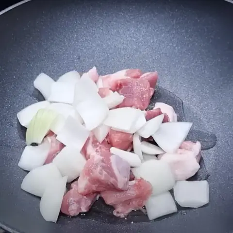 Hướng dẫn nấu mì gói tương đen Bắc Kinh ngon chuẩn vị