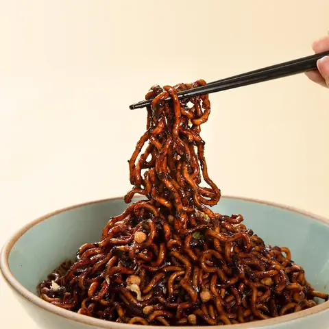 Hướng dẫn nấu mì gói tương đen Bắc Kinh ngon chuẩn vị