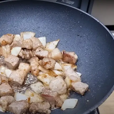 Hướng dẫn nấu mì gói tương đen Bắc Kinh ngon chuẩn vị