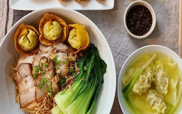 cách nấu mì hoành thánh