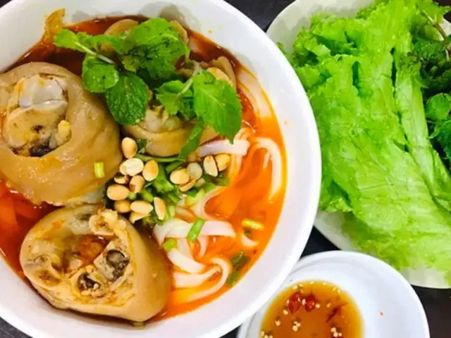 Hướng Dẫn Chi Tiết Cách Nấu Mì Quảng Giò Heo Ngon Chuẩn Vị