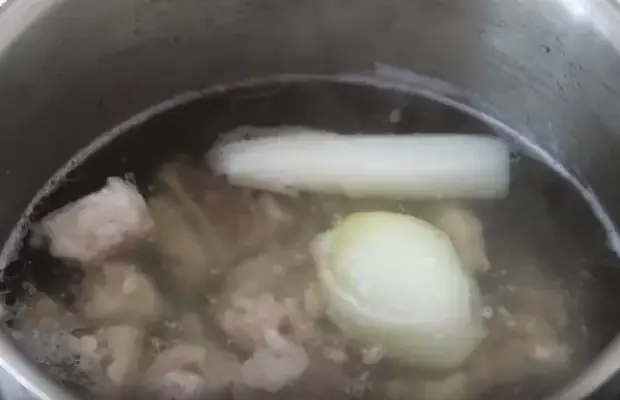 cách nấu mì quảng tôm thịt