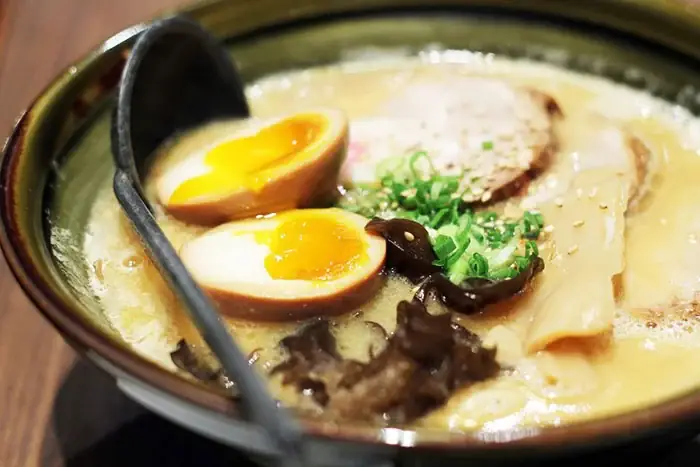 Cách Nấu Mì Ramen Miso Chuẩn Vị Nhật Tại Nhà