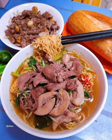 cách nấu mì tim cật chua cay