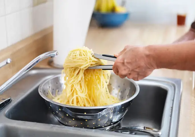 Hướng Dẫn Cách Nấu Mì Xào Bò Ngon Hấp Dẫn Chuẩn Vị