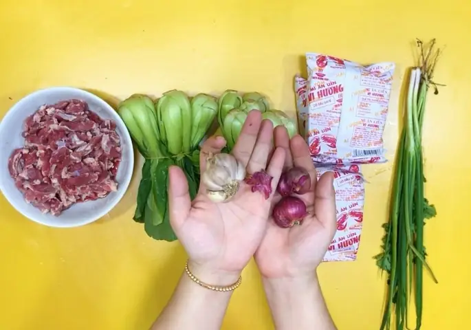 Hướng Dẫn Chi Tiết Cách Nấu Mì Xào Ngon Đậm Đà Chuẩn Vị