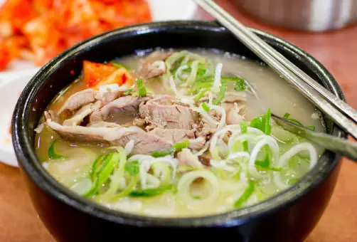 Cách Nấu Miến Bò Ngon Chuẩn Vị Tại Nhà Đơn Giản Nhất Cách Nấu Miến Bò Ngon Chuẩn Vị Tại Nhà Đơn Giản Nhất