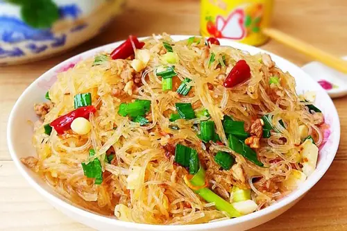 Cách nấu miến cà chua: Công thức ngon, dễ làm tại nhà