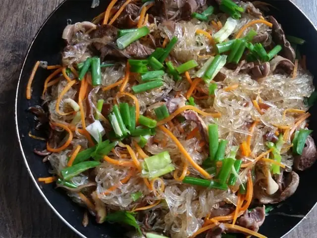 Bí Quyết Cách Nấu Miến Dong Ngon Dai Giòn Chuẩn Vị Bí Quyết Cách Nấu Miến Dong Ngon Dai Giòn Chuẩn Vị