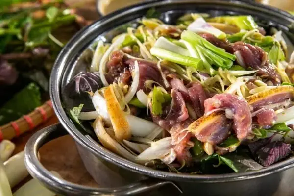 Cách Nấu Món Dê Hấp Tía Tô Thơm Lừng, Đậm Đà Hương Vị