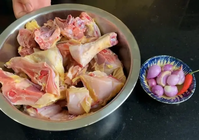 Hướng Dẫn Chi Tiết Cách Nấu Món Gà Kho Thơm Ngon Chuẩn Vị Hướng Dẫn Chi Tiết Cách Nấu Món Gà Kho Thơm Ngon Chuẩn Vị