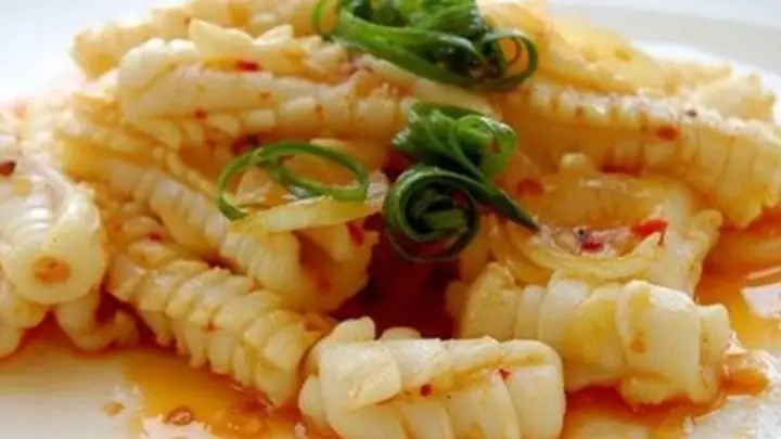 Cách Nấu Mực Xào Đậm Đà: Từ Sơ Chế Đến Món Hoàn Hảo