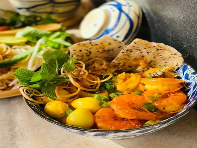 Khám Phá Cách Nấu Món Ngon Miền Trung Đậm Đà Ngay Tại Nhà Khám Phá Cách Nấu Món Ngon Miền Trung Đậm Đà Ngay Tại Nhà