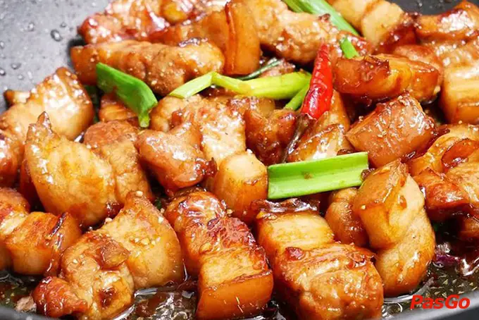 Hướng Dẫn Cách Nấu Thịt Ba Chỉ Ngon Đậm Đà Cùng Măng Chua