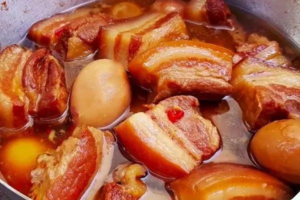 Cách Nấu Món Thịt Kho Tàu Miền Nam Chuẩn Vị Gia Đình