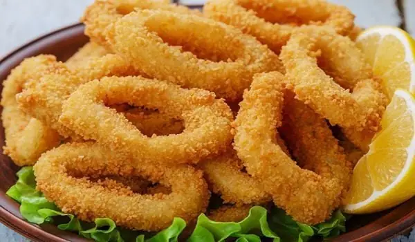 Cách Nấu Mực Chiên Giòn Ngon Tuyệt Đỉnh Ai Cũng Mê Cách Nấu Mực Chiên Giòn Ngon Tuyệt Đỉnh Ai Cũng Mê