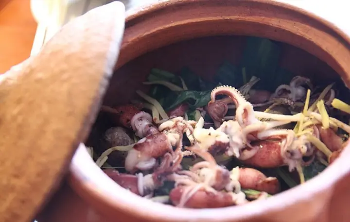 Cách Nấu Mực Sim Trứng Ngon Chuẩn Vị, Dễ Làm Tại Nhà