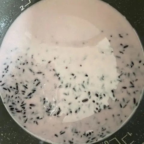 Nấu Nếp Cẩm Ngon Tại Nhà: Hướng Dẫn Từng Bước Dễ Làm