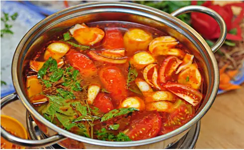 Hướng Dẫn Chi Tiết Cách Nấu Nồi Lẩu Ngon Chuẩn Vị Cho Mọi Gia Đình