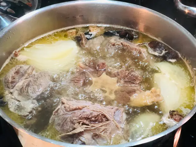 Hướng Dẫn Cách Nấu Nồi Nước Dùng Ngon Tuyệt Hảo Cho Phở